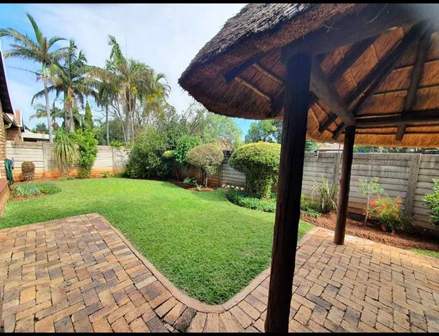 3 BEDROOM TOWNHOUSE FOR SALE IN SINOVILLE